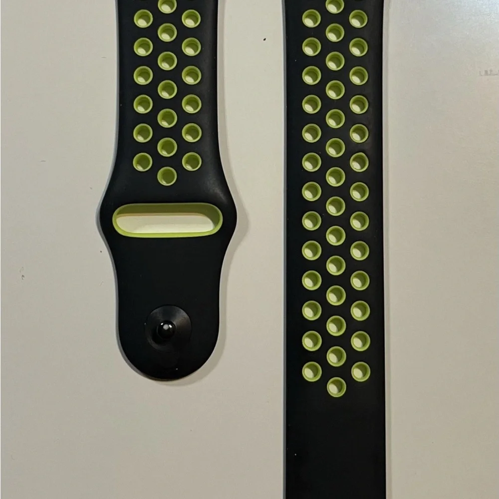 Apple watch, super clean, series 2, Nike Edition, 42mm with 2 oem bands.
